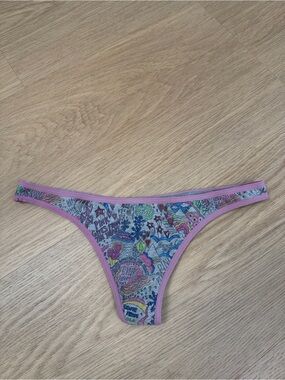 Y2K Vintage PINK Victoria’s Secret Thong Panty